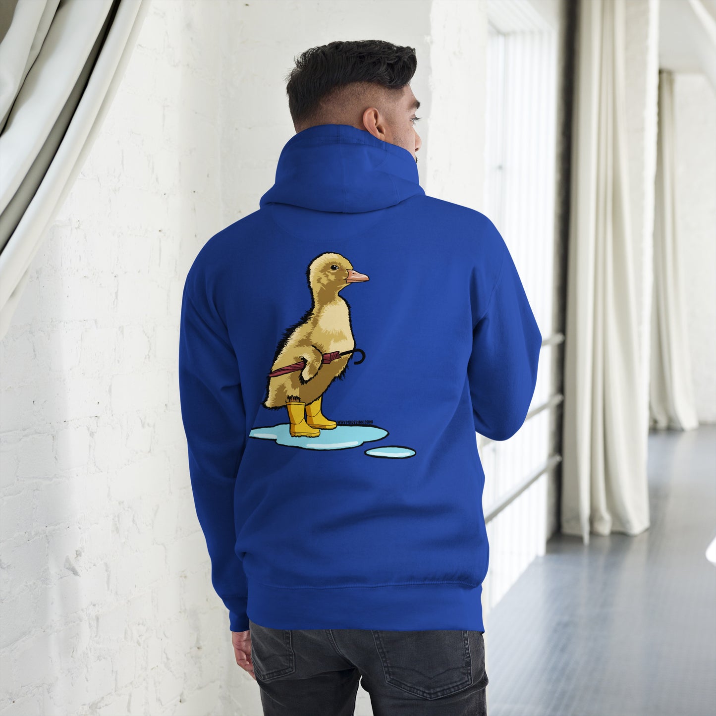 Duckling in the Rain – Cute Umbrella-Ready Duckling - Unisex Hoodie